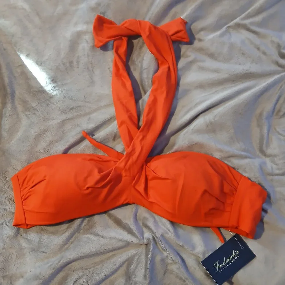 Frederick's of Hollywood Women's Oceana Contoured Cross Over Halter Top …
